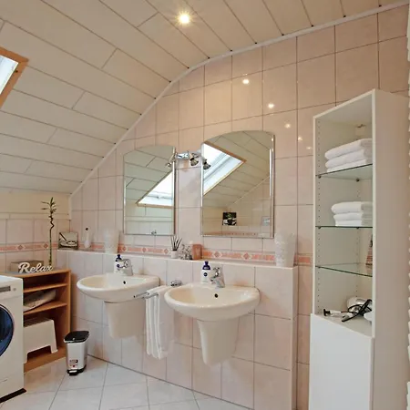 Appartement 2 Bedroom Amazing In Erpeldange-remich